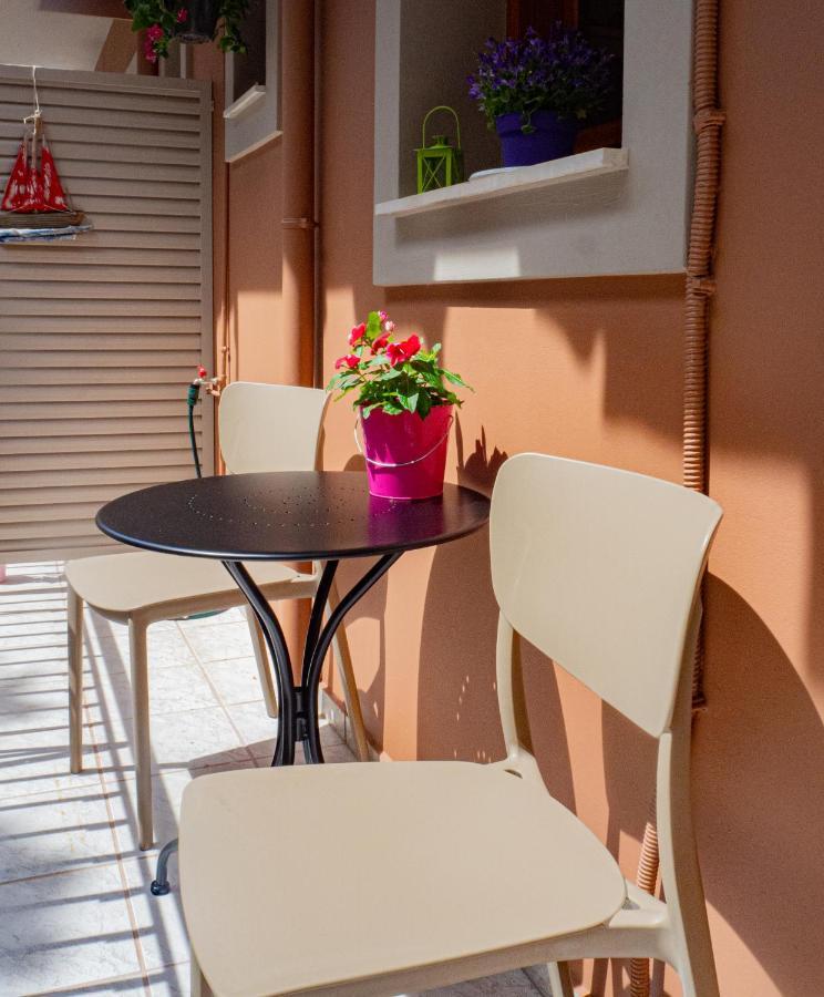 Dina Studio Argostoli 1 Apartment Exterior photo